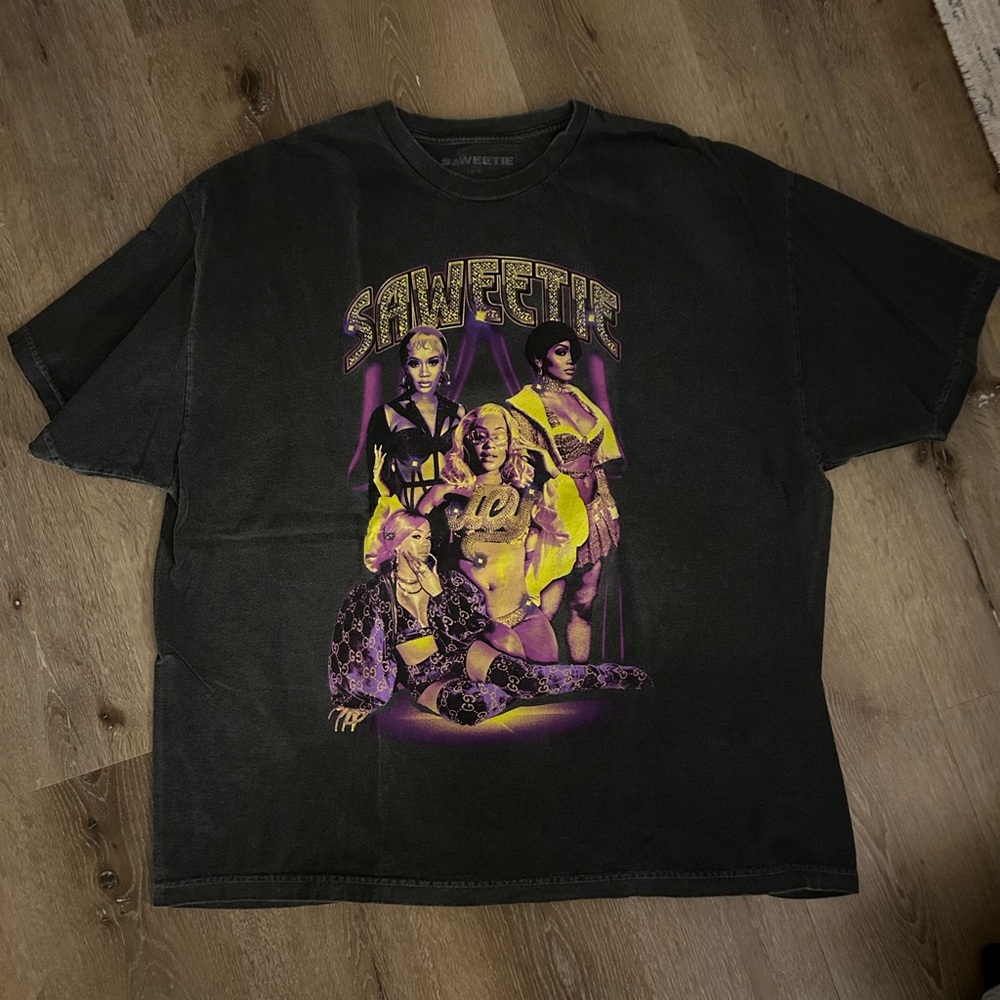 Urban Outfitters Dark Gray Saweetie Graphic T-Shirt